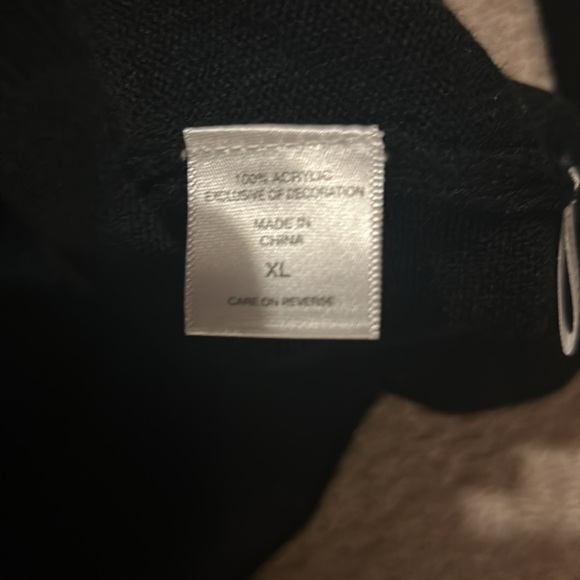 NEW YORK & Co SWEATER in EUC - Picture 6 of 7